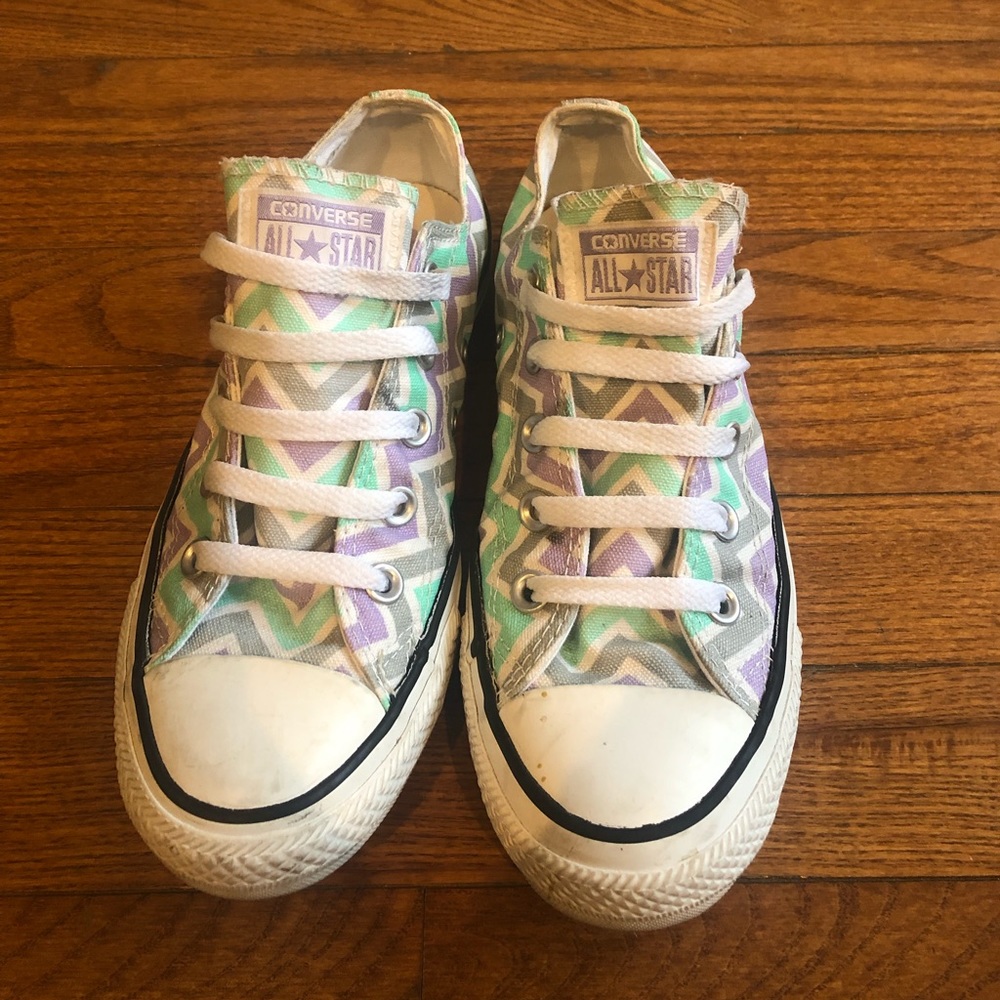 Chevron Converse